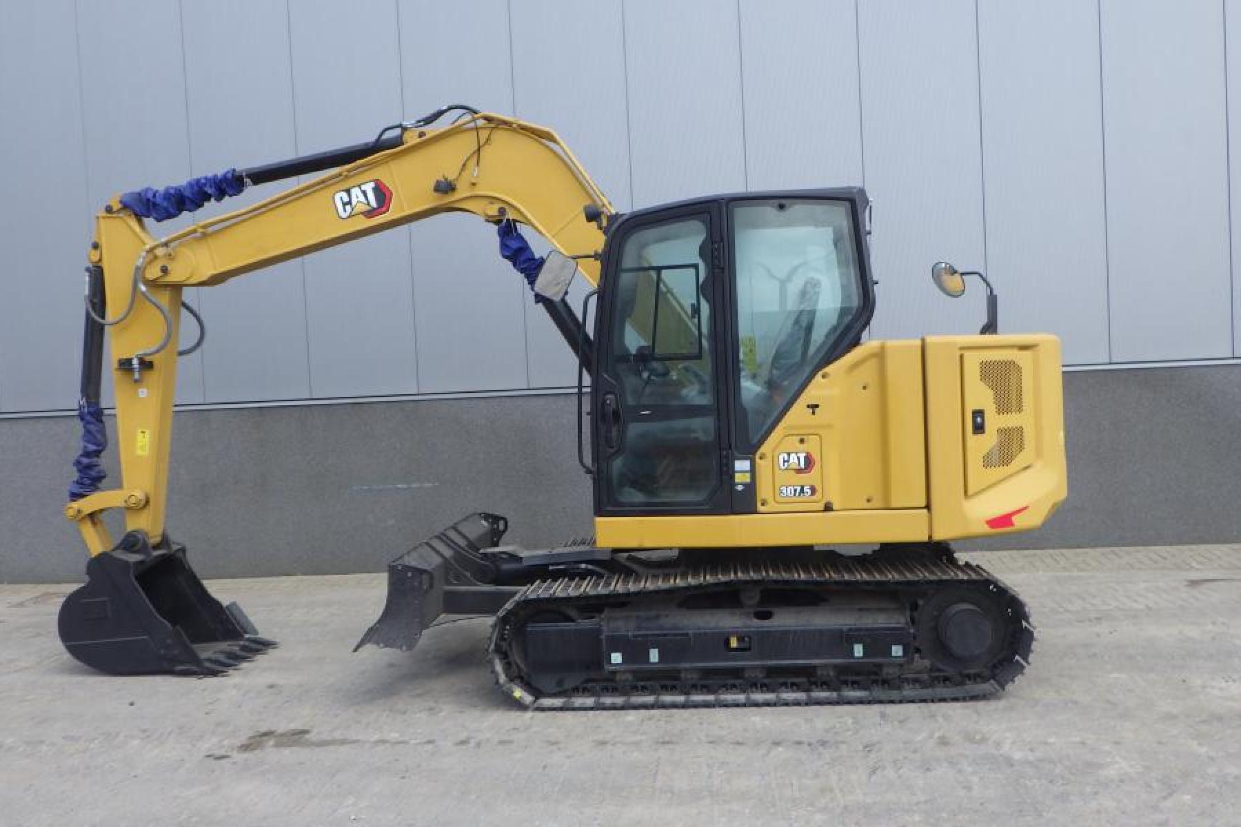 CAT<sup>®</sup> 307 5